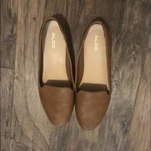 8.5 Aldo flats